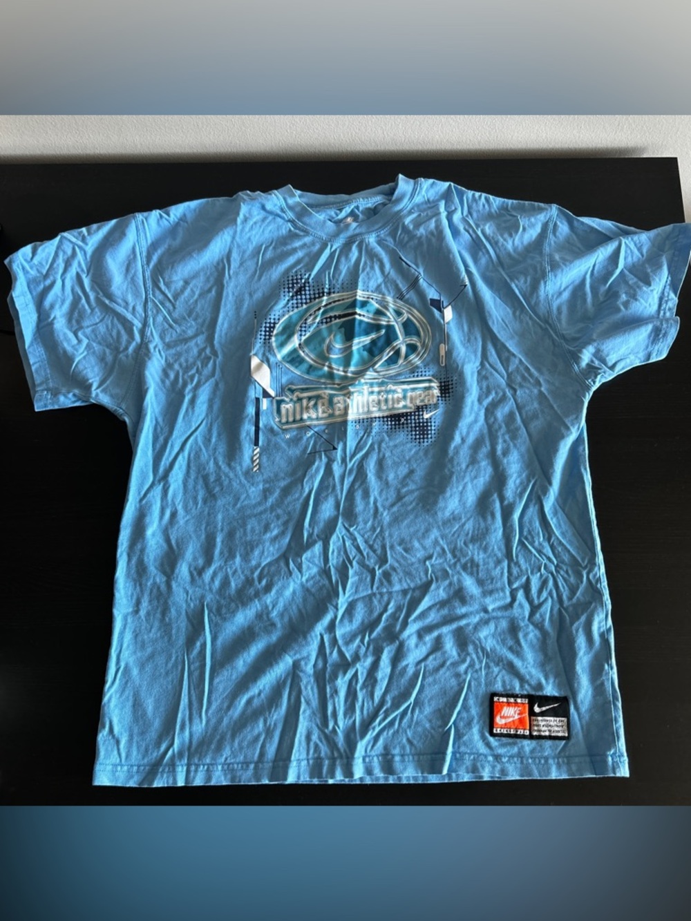 Nike graphic t-shirt Blue "Nike Athletic club" (size Medium)